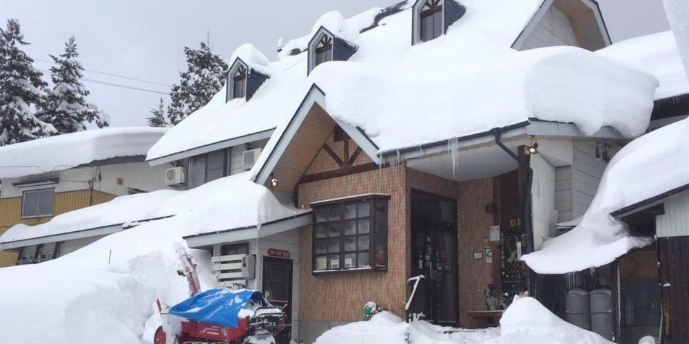 Готель Miyashitaya Iiyama Екстер'єр фото